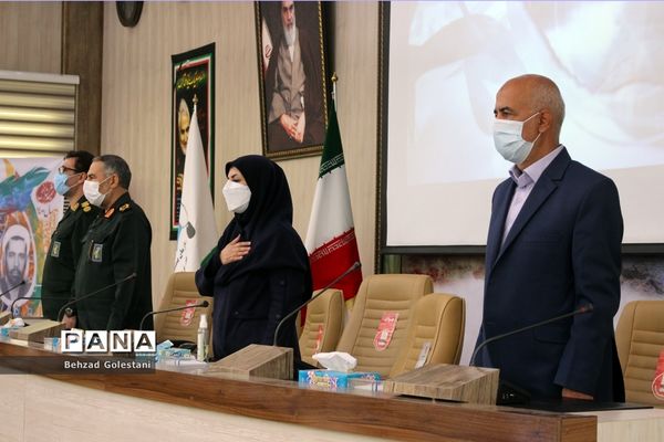 مراسم تجلیل از معلمان منتخب بسیجی در ارومیه