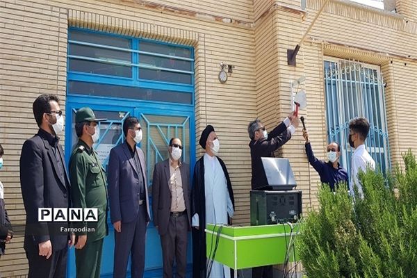 آیین نواختن  زنگ «سپاس معلم»  در مدارس خراسان شمالی