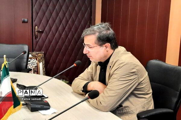 آئین تجلیل از معلمان نمونه منطقه ۱۳