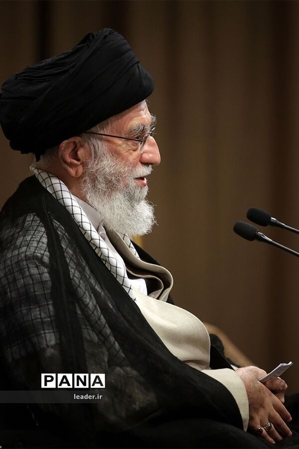 سخنرانی تلویزیونی رهبر معظم انقلاب اسلامی در نوزدهمین روز ماه مبارک رمضان