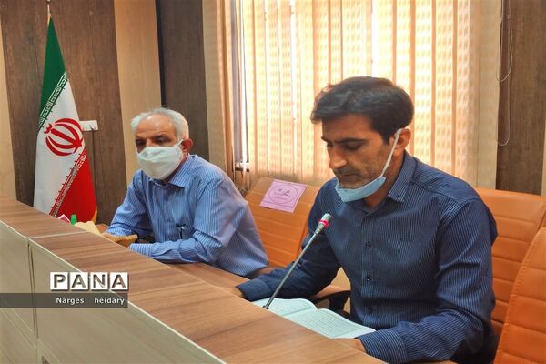 آیین تجلیل از پیشکسوتان فرهنگی در شهرستان امیدیه