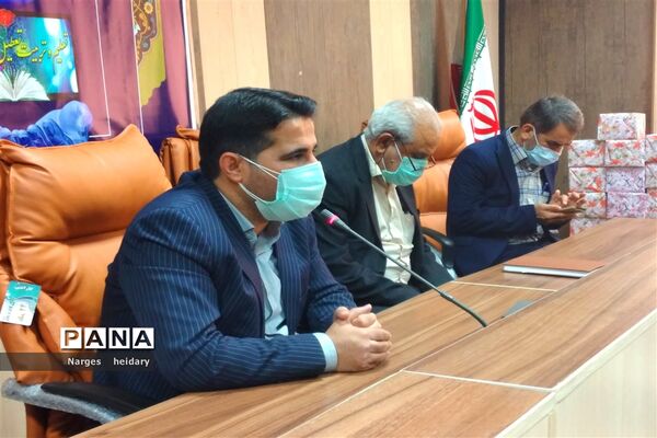 آیین تجلیل از پیشکسوتان فرهنگی در شهرستان امیدیه