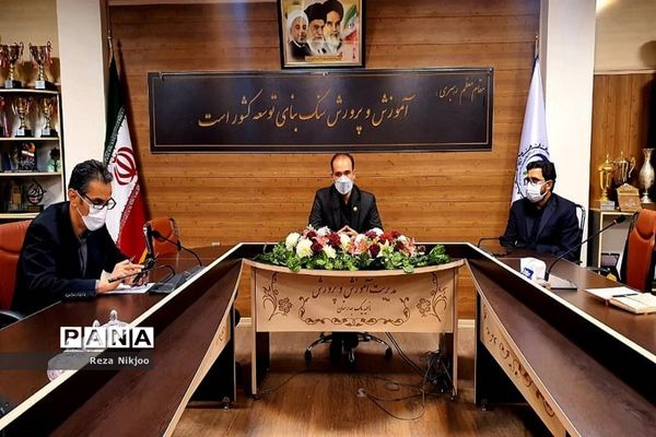 هم اندیشی نمایندگان مجلس شورای دانش‌آموزی ناحیه یک بهارستان