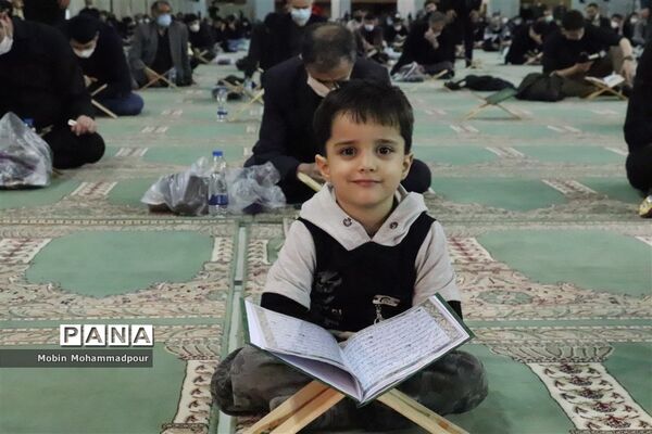 مراسم شب قدر در مصلای امام خمینی تبریز