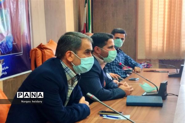 تقدیر از جلوه‌های ویژه معلمی در شهرستان امیدیه