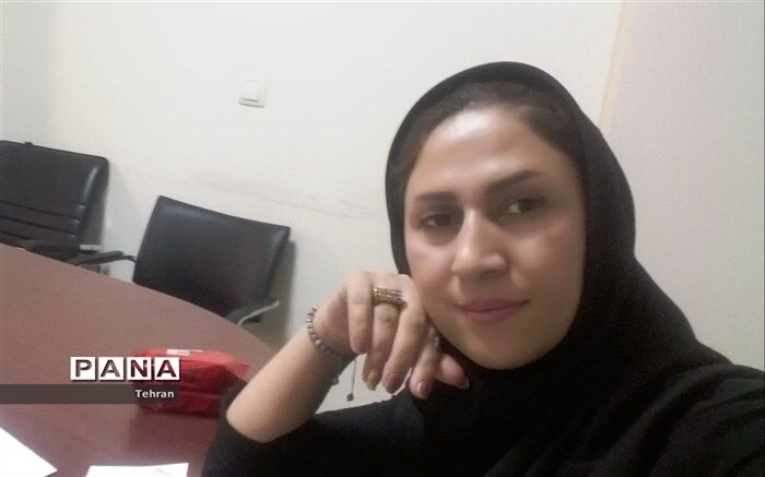 معلمی دنیایی دارد که تنها با تکاپو و عشق می تواند وارد این دنیا شود