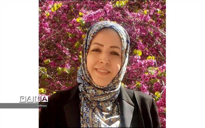 معلم  اگر با عشق کار کند، دانش‌آموز هم این عشق را لمس می‌کند