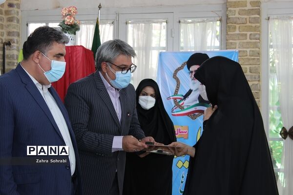 مراسم تجلیل از مدیران و معلمان برتر استانی و منطقه‌ای آموزش و پرورش اسلامشهر