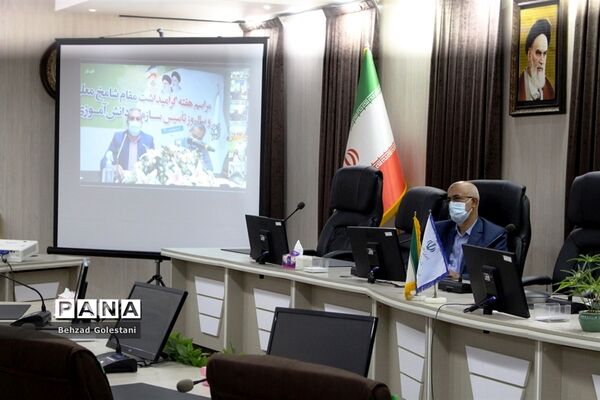 آیین گرامیداشت سالروز تأسیس سازمان دانش‌آموزی در آذربایجان غربی