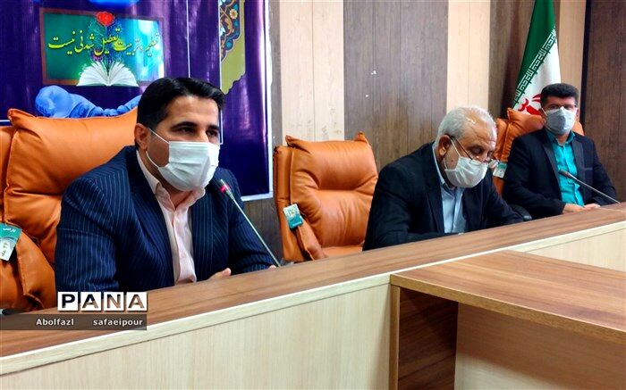 برگزاری مراسم سالروز تاسیس سازمان دانش آموزی در شهرستان امیدیه