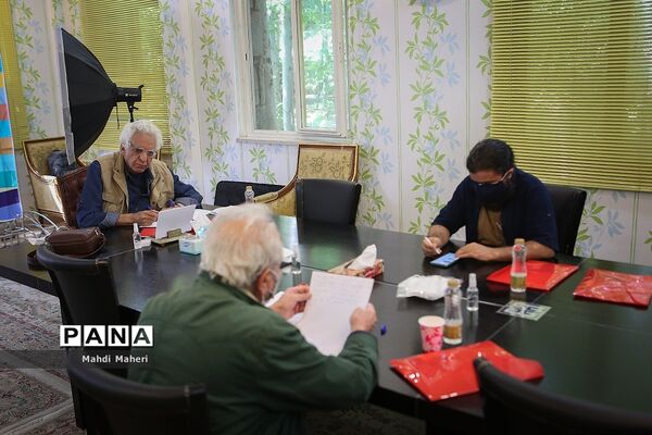 داوری جشنواره معلمان هنرمند