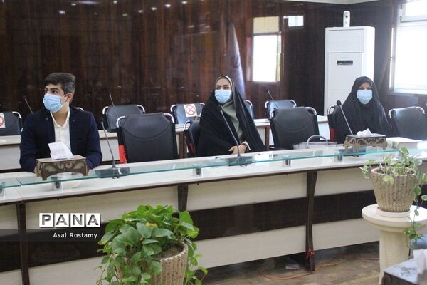 مراسم هفته گرامیداشت مقام شامخ معلم و سالروز تاسیس سازمان دانش‌آموزی