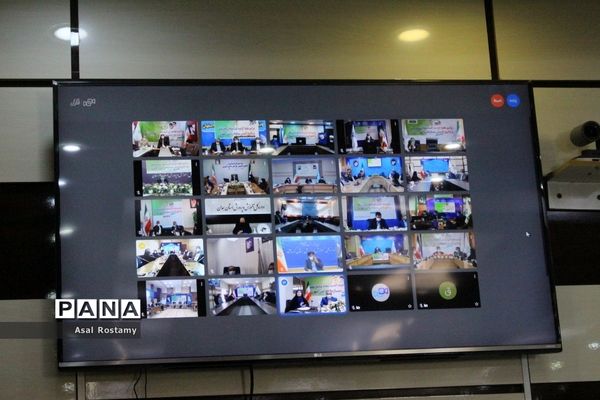 مراسم هفته گرامیداشت مقام شامخ معلم و سالروز تاسیس سازمان دانش‌آموزی