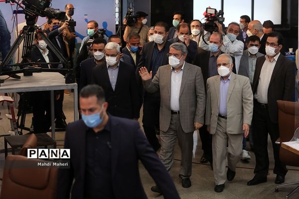 بازدید وزیر کشور از ستاد ثبت نام سیزدهمین دوره انتخابات ریاست جمهوری