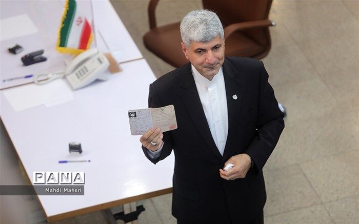 سخنگوی سابق دستگاه دیپلماسی داوطلب انتخابات ریاست‌جمهوری شد