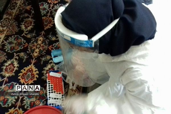 انجام  رایگان تست کرونا برای اهالی خاورشهر