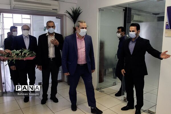 تقدیر از کارکنان سازمان دانش‌آموزی به مناسبت سالروز تاسیس سازمان دانش‌آموزی