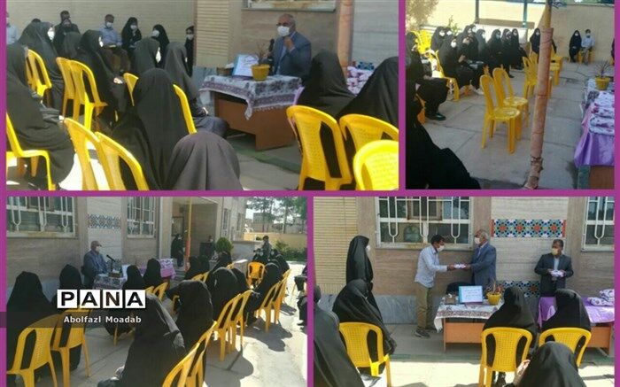نشست صمیمی مدیر آموزش وپرورش خلیل آباد با دانش آموزان پایه دهم تجربی