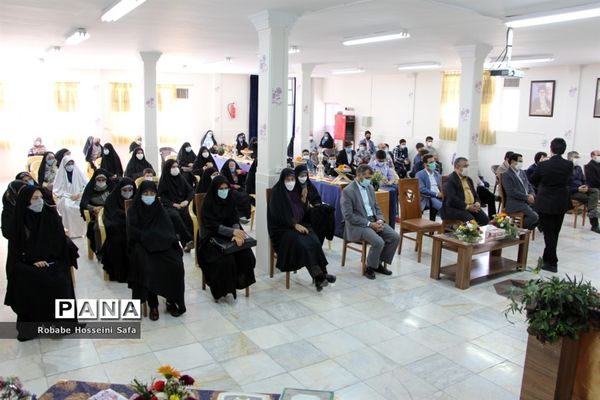 مراسم اختتامیه مسابقات قرآن، عترت، نماز و محفل انس با قرآن کریم منطقه ۱۷