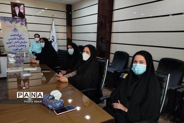 بزرگداشت سالگرد تاسیس سازمان دانش آموزی در بوشهر