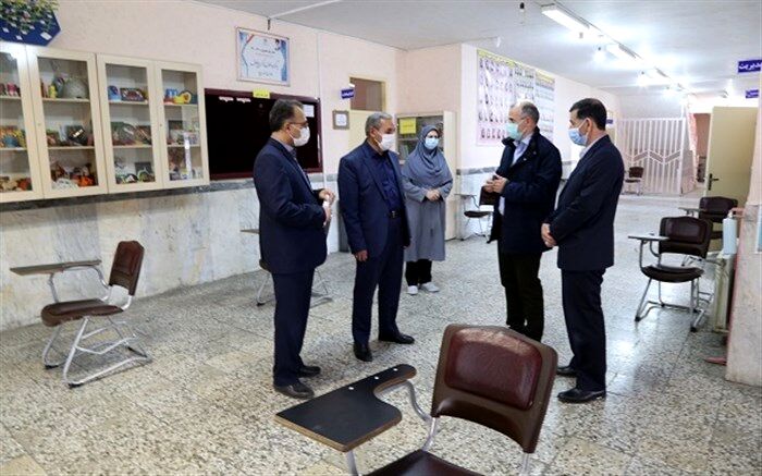 بازدید مدیرکل آموزش و پرورش اردبیل از محل حوزه های امتحانی پایه دوازدهم