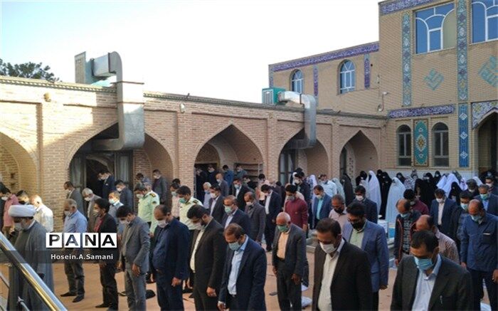 مسجد جامع سامان میزبان نماز گزاران عید فطر بود