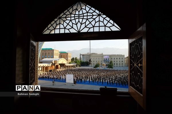 اقامه نماز عید فطر در دانشگاه افسری امام علی (ع)