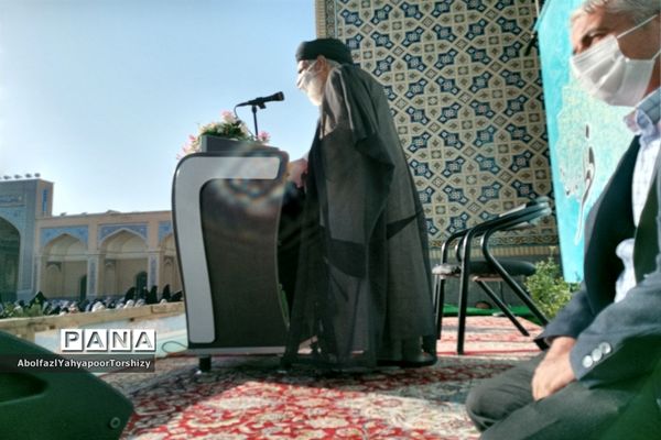 برگزاری مراسم نماز عید سعید فطردر زیارتگاه شهید مدرس کاشمر