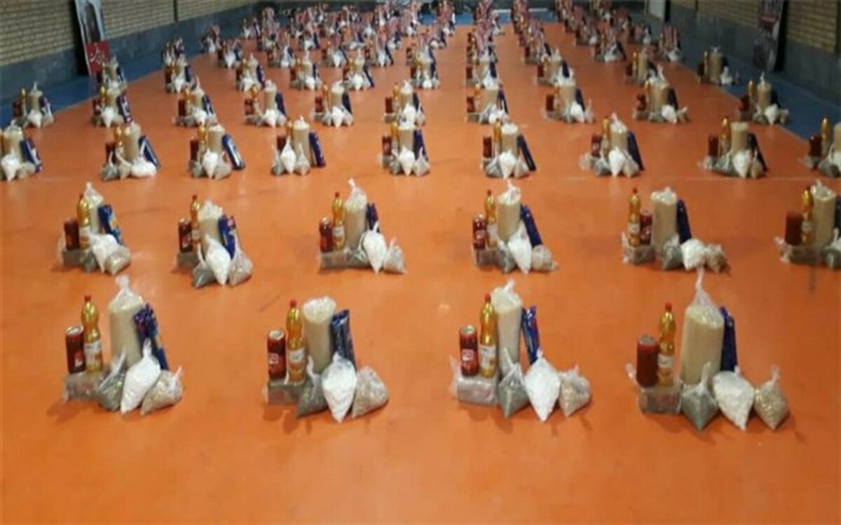 توزیع بسته‌های معیشتی بین نیازمندان در شهرستان بن