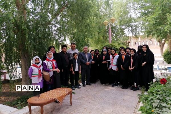 ویژه برنامه سازمان دانش آموزی ابرکوه به مناسبت سالگرد تاسیس سازمان دانش آموزی