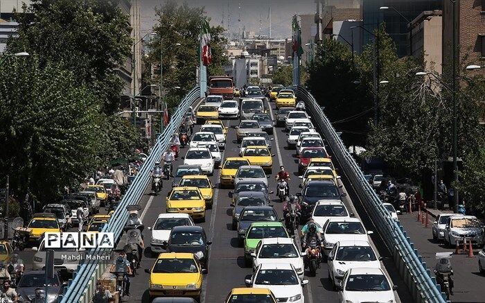 ترافیک سنگین صبحگاهی در تمامی بزرگراه‌های شهر تهران