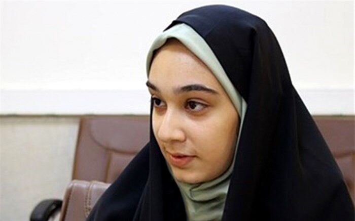 لباف: با شرکت در انتخابات خط قرمزی بر روی اهداف ضد انقلابی بزنیم