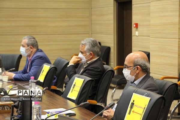 برگزاری نشست مجلس دانش آموزی استان یزد