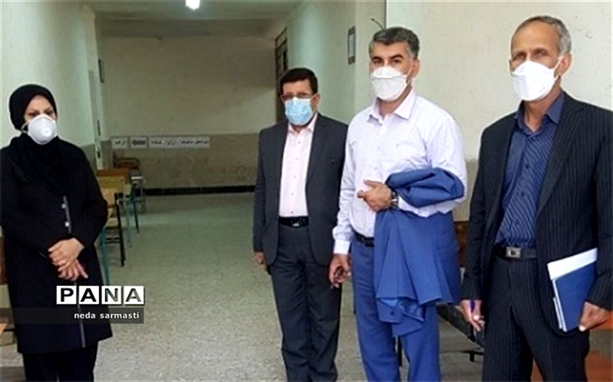 بازدید مدیر آموزش و پرورش ناحیه یک کرمانشاه از حوزه های امتحانات نهایی