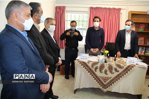 بازدیدمعاون پرورشی و فرهنگی وزارت آموزش و پرورش از دبیرخانه داوری جشنواره معلمان مؤلف