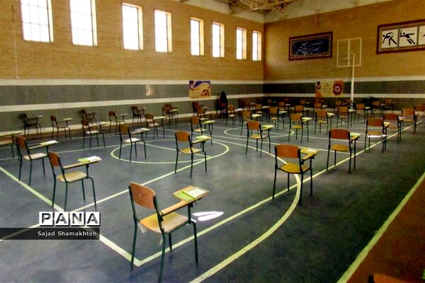 آماده سازی حوزه های امتحانی در ناحیه 3 اهواز