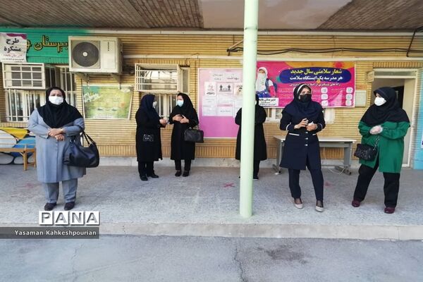 نخستین روز برگزاری امتحانات نهایی پایه نهم در دبیرستان پاینده  اهواز