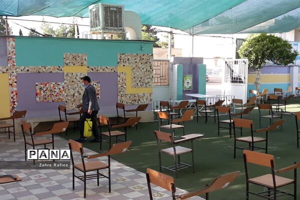 برگزاری امتحانات هماهنگ پایه نهم در فضایی سرشار از سلامت و آرامش در مدرسه ستارگان  ناحیه یک شیراز