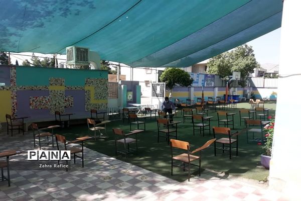 برگزاری امتحانات هماهنگ پایه نهم در فضایی سرشار از سلامت و آرامش در مدرسه ستارگان  ناحیه یک شیراز