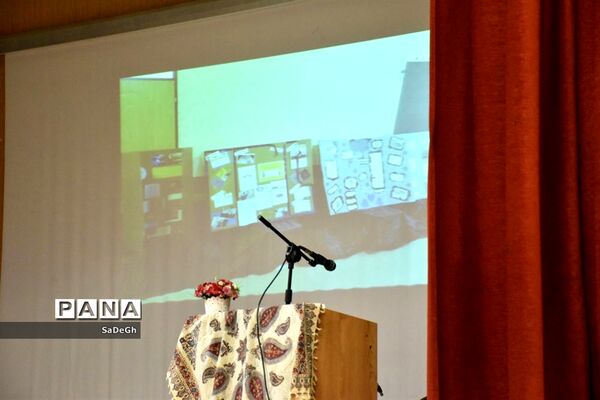 مراسم تقدیر از مدیران و مدیر آموزگاران مقطع ابتدایی شهرستان جهرم