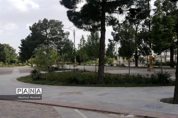 خلوت شدن بلوار سید مرتضی  کاشمر در  اوضاع کرونا