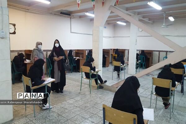 بازدید کارشناس سلامت و تندرستی منطقه 16 از حوزه‌های امتحانات نهایی1400