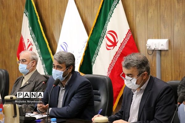 نشست هم‌اندیشی معاونان پرورشی قطب شهید شوشتری