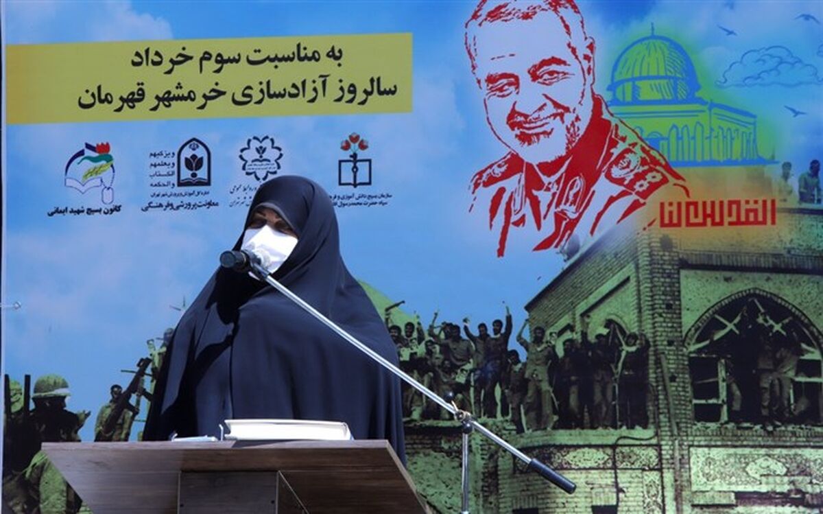 هر فکر و برنامه، تصمیم گیری و تصمیم سازی ما و هر امضای ما باید با یاد شهدا باشد