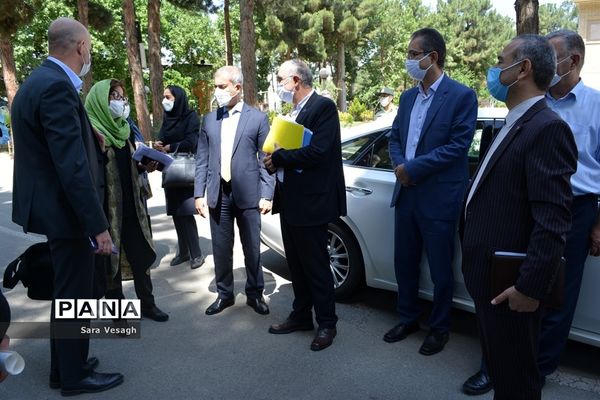 نشست مشترک آموزش و پرورش، وزارت کشور و مدیرکل منطقه‌ای آسیا و اقیانوسیه کمیساریای عالی سازمان ملل متحد