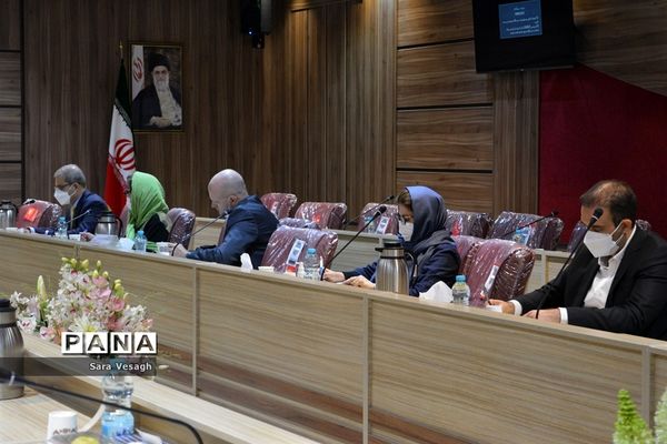 نشست مشترک آموزش و پرورش، وزارت کشور و مدیرکل منطقه‌ای آسیا و اقیانوسیه کمیساریای عالی سازمان ملل متحد