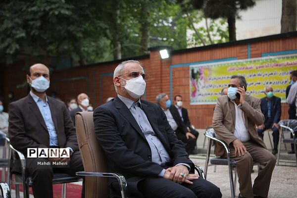 افتتاح مجتمع بزرگ آموزشی و پرورشی دکتر نصیری منطقه 10