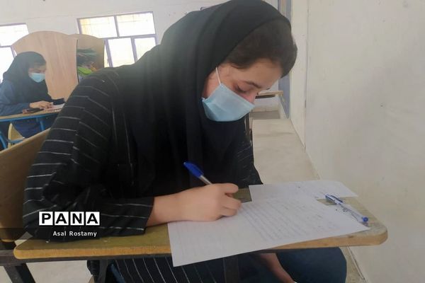 برگزاری امتحانات نهایی پایه نهم و دوازدهم دبیرستان پروین اعتصامی شهرستان بوشهر