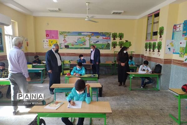 بازدید مدیر آموزش و پرورش شهرستان بوشهر از حوزه امتحانات نهایی