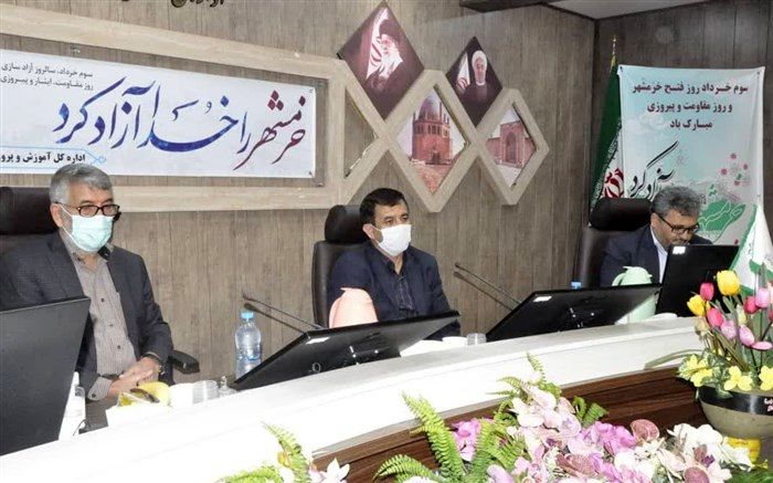 عظمت خانواده شهدا ضامن حفظ انقلاب است